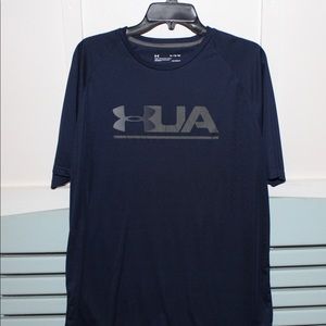 XL Under Armour tee